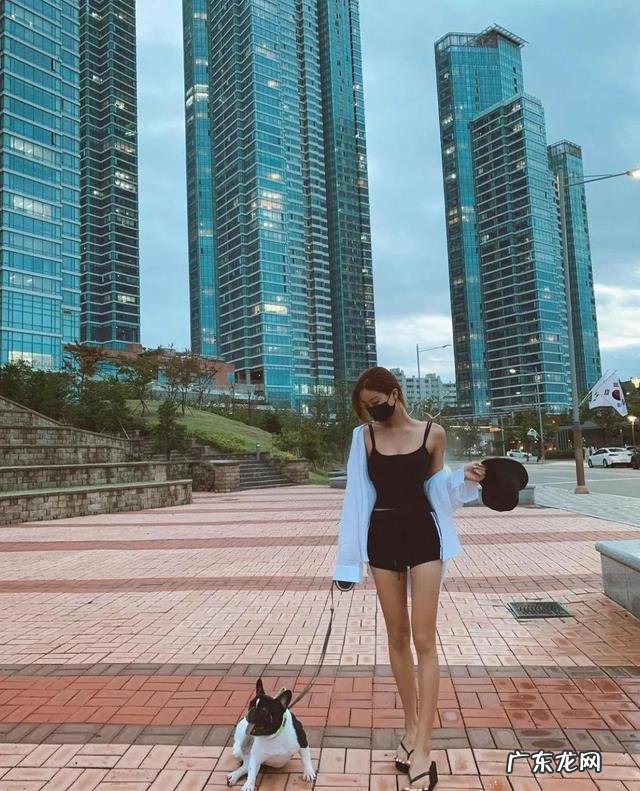 今日国际时尚潮流 来看看中国的时尚潮流吧