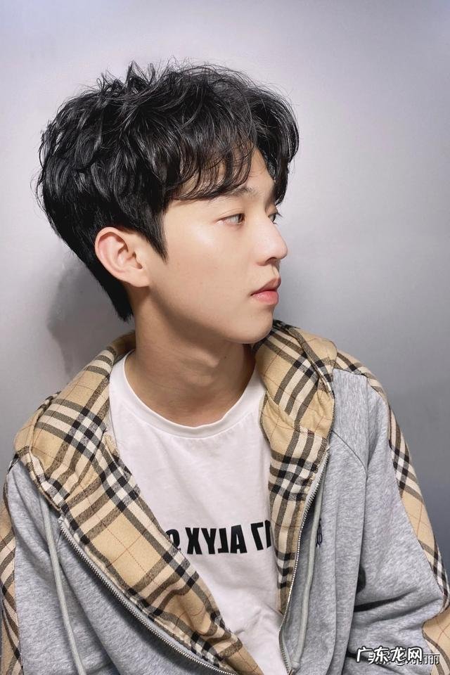 2020时尚潮流男发 2020精选流行男发32款