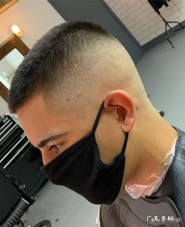 2022高级感美甲爆款 春款 2022美甲爆款秋冬渐变