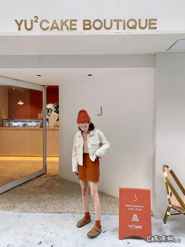 今年流行色紫薯色 今年的流行色枣姜色