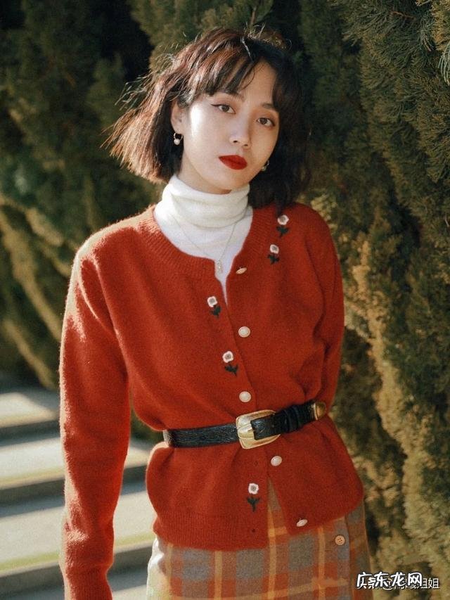 今年流行色紫薯色 今年的流行色枣姜色