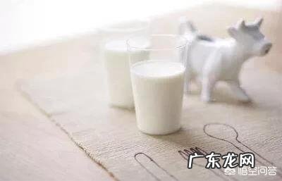 晚上可以空腹喝牛奶吗？有哪些利弊？
