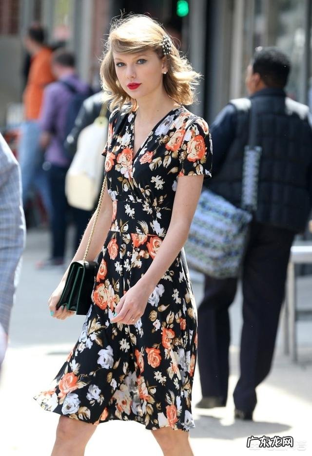 上身胖比较丰满,腿细的女生怎么搭配衣服?