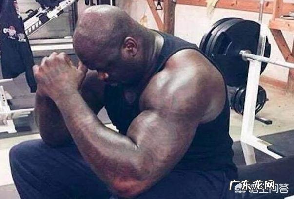 奥尼尔身体天赋有多强?他是NBA历史diyi中锋吗? 奥尼尔最强天赋集锦