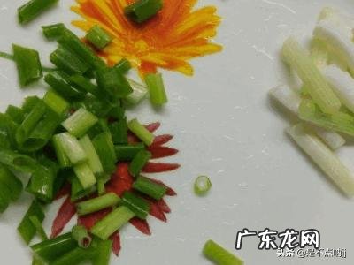 木耳西红柿炒豆腐的做法 关于我学会了西红柿炒豆腐的作文?