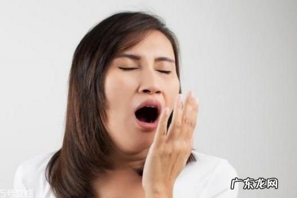 女人口臭是什么原因 女人口臭这样做