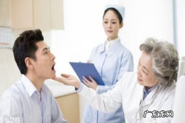 口臭会引发哪些病 口臭有哪些治疗方法