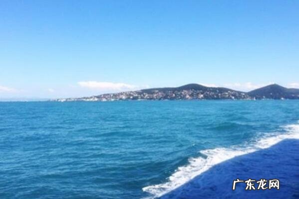 世界上最深和蓄水量最大的湖泊是哪个 世界十大蓄水量高的湖泊