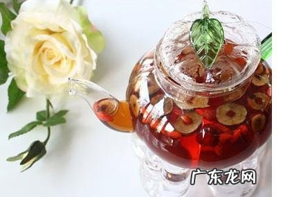 吃什么食物可以补气血呢?我不爱吃甜的?