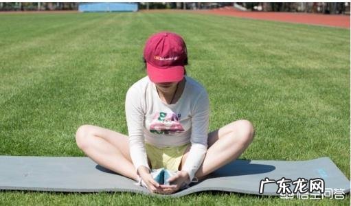 啦啦操除了拿花球还可以拿什么？