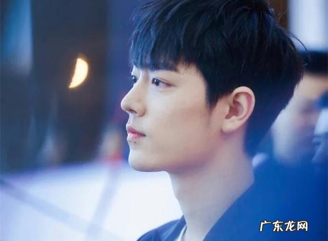 肖战：我不需要应援。点赞！粉丝应该把工作生活放在追星前面吗？