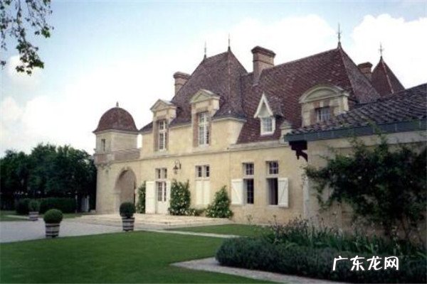 法国酒王帕图斯 世界十大顶级酒庄,帕图斯单箱售价17万RMB,第一无人不知