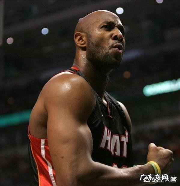 奥尼尔的肌肉有多强悍？他的肌肉能算是NBA历史diyi吗？