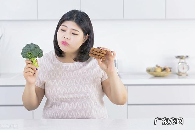 不考虑健康，10天怎么样才能瘦10斤？