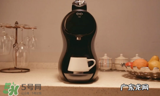 办公室小野用的什么咖啡机?onecup胶囊咖啡机介绍