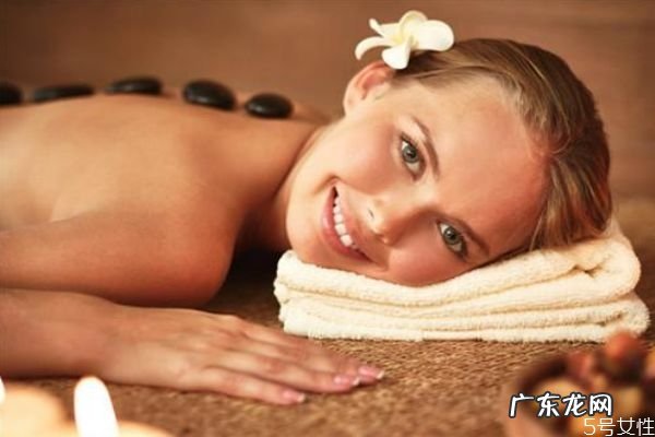 皮肤有红血丝怎么解决 皮肤有红血丝的原因