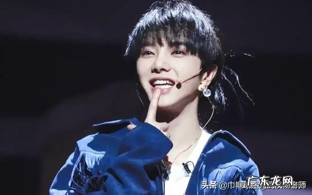 华晨宇一家三口合影曝光,势均力敌的爱情你看好吗?