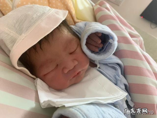 生完孩子后肚皮松弛还易胖应该怎么办？