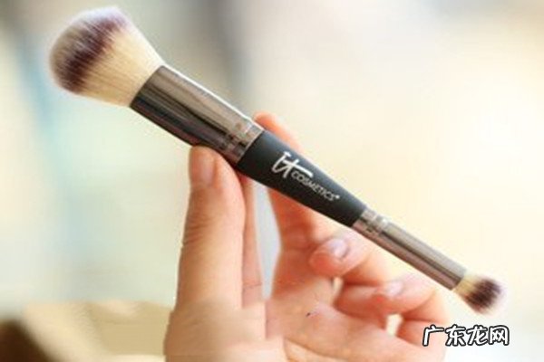 什么样的鼻影刷好用 什么形状的鼻影刷好用