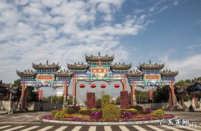 雅安市旅游景点推荐 雅安十大旅游景点大全