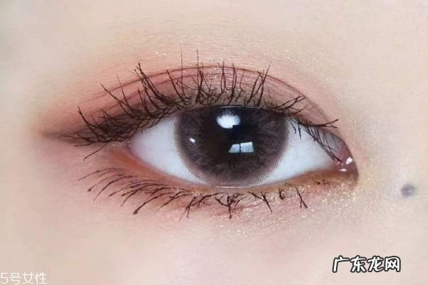 双眼皮埋线是永久性的吗 埋线好还是纳米无痕好