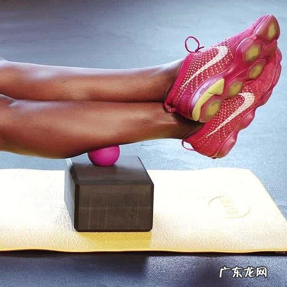 女生的肌肉腿怎么按摩能变细,求具体方法?