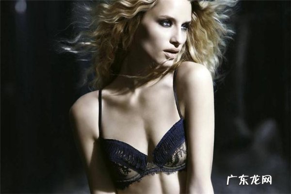 缩胸手术适合多大年龄女性做 巨乳缩小最佳年龄