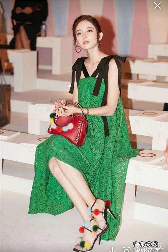 如此难搭的原谅色,在春季却最流行,明星如何搭配?