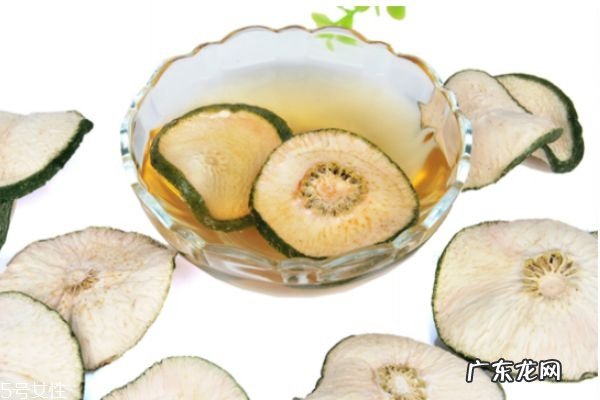 减肥果泡水一天喝几次最好 减肥果的功效