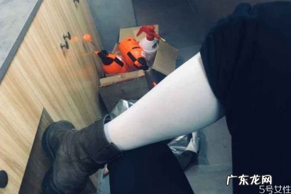 男士可以穿丝袜吗 丝袜适合男生吗