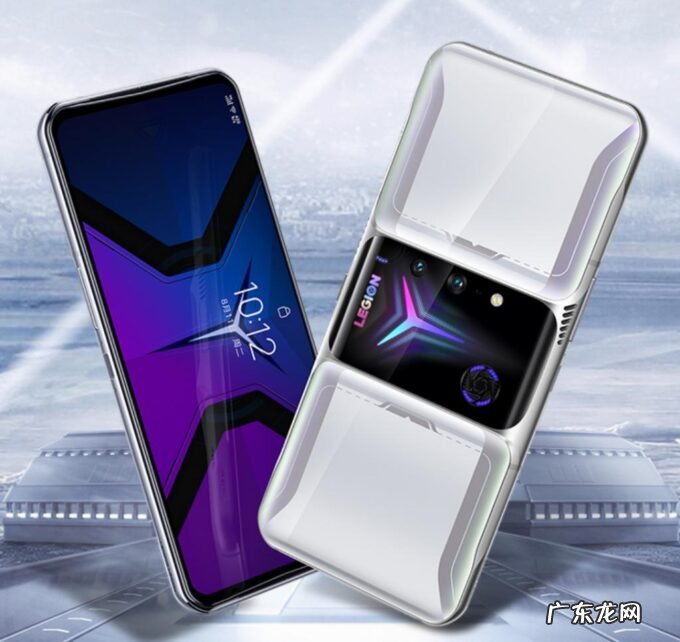 一加入局、红米发力,游戏手机也有“路线之争”