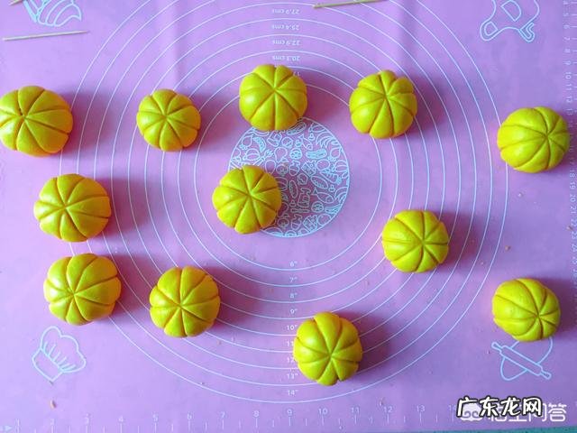 南瓜怎么做着吃好吃 家里南瓜太多了,怎么快速吃完,怎么做好吃