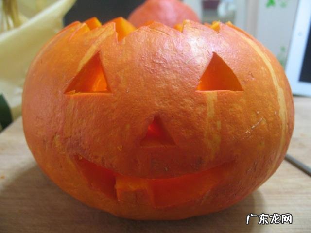 南瓜怎么做着吃好吃 家里南瓜太多了，怎么快速吃完，怎么做好吃