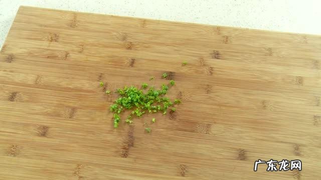 南瓜怎么做着吃好吃 家里南瓜太多了,怎么快速吃完,怎么做好吃