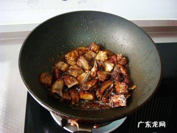 南瓜怎么做着吃好吃 家里南瓜太多了，怎么快速吃完，怎么做好吃