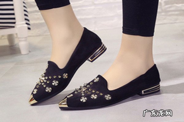 穿瓢鞋里面穿什么袜子 瓢鞋适合穿什么袜子