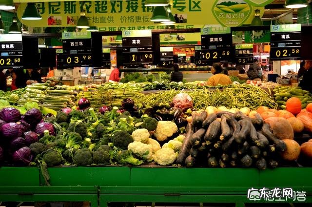 想开个像大润发和永辉一样的大超市，大概需要投资多少钱，怎么样