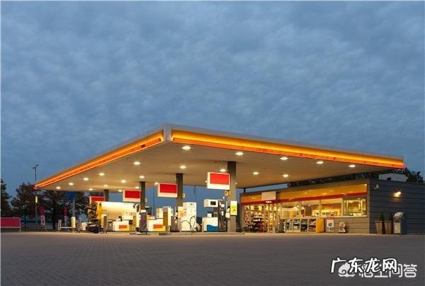私人开加油站赚钱吗 想开个私人加油站，加盟也可以，如何操作