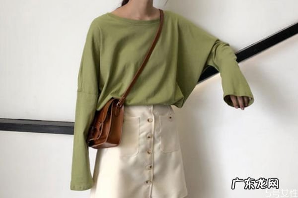 橄榄绿衣服搭配什么颜色 橄榄绿衣服搭配技巧