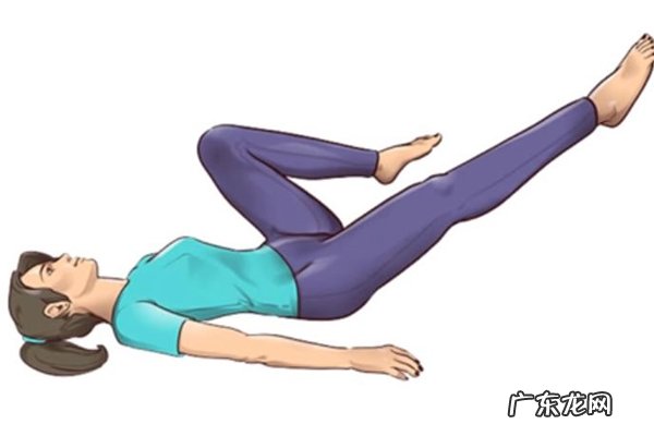 圆肩怎么矫正 4动作消除圆肩