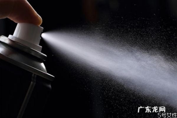 啫喱膏和弹力素一起用可以吗 啫喱膏和弹力素哪个先用