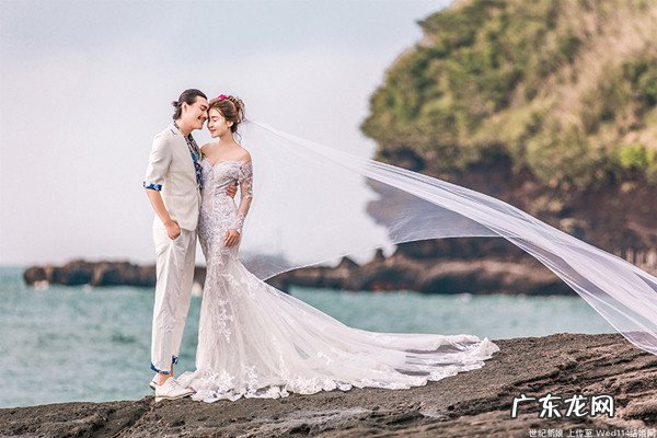 一字肩婚纱好看吗 一字肩婚纱的优点