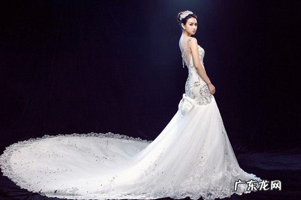 胖人选婚纱要注意什么 胖人选婚纱的注意事项