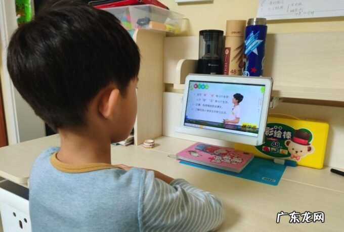 平板电脑连续两年增长，螺旋上升还是触底反弹？