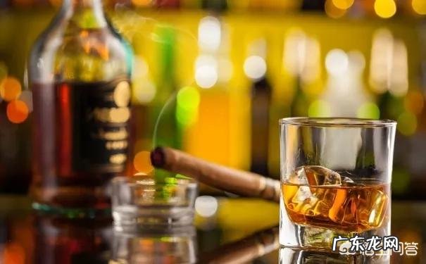 男人想要健康，切记这三根“带子”别系太紧，分别指的什么