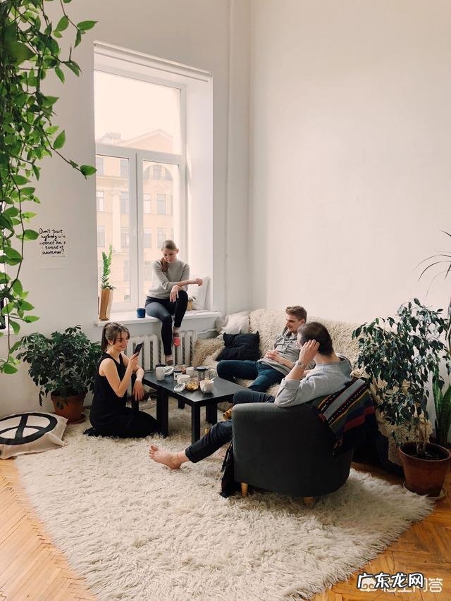 大学毕业后合租好,还是自己一个人住好