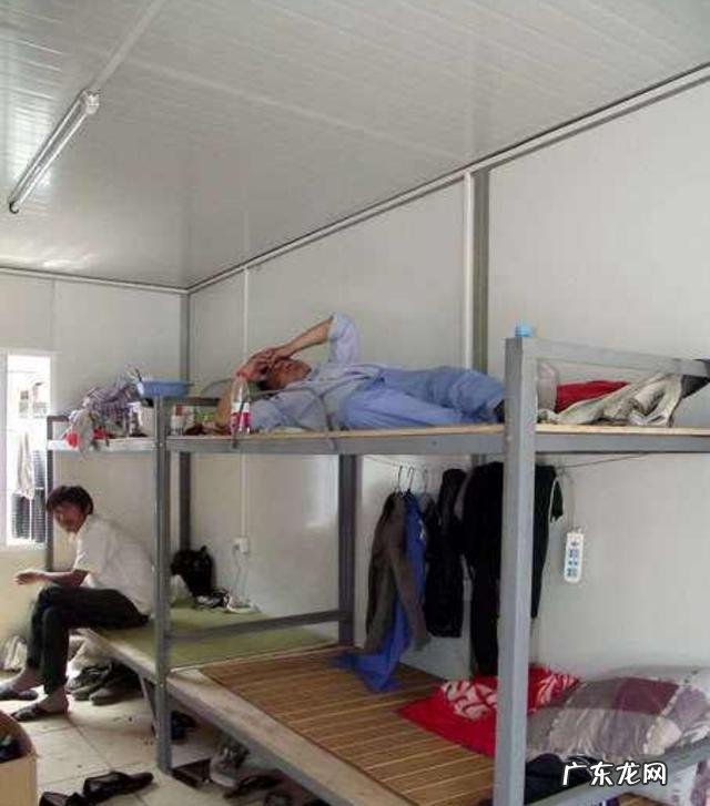 大学毕业后合租好,还是自己一个人住好