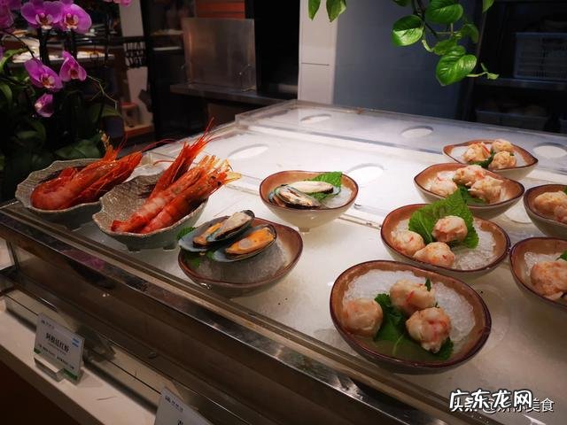 本人体瘦食量不大,怎么吃自助餐才能回本?