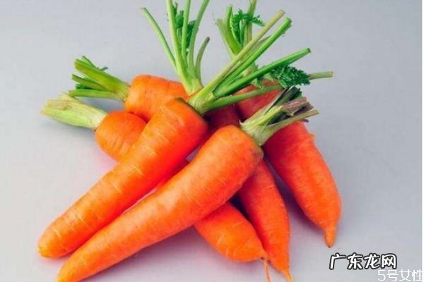 胡萝卜吃多了皮肤会变黄吗 吃胡萝卜皮肤黄怎样改善