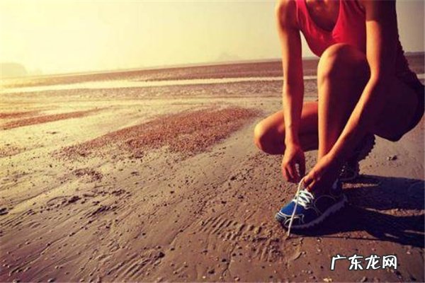 马拉松跑完如何恢复 注意拉伸和按摩
